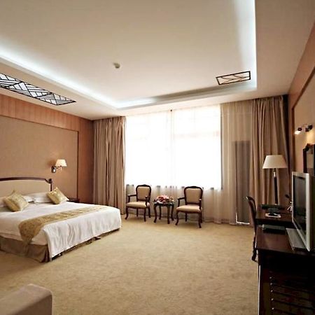 New Tai Garden Hotel Jinghong Eksteriør billede